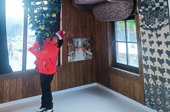 Зображення перевернутого будинку